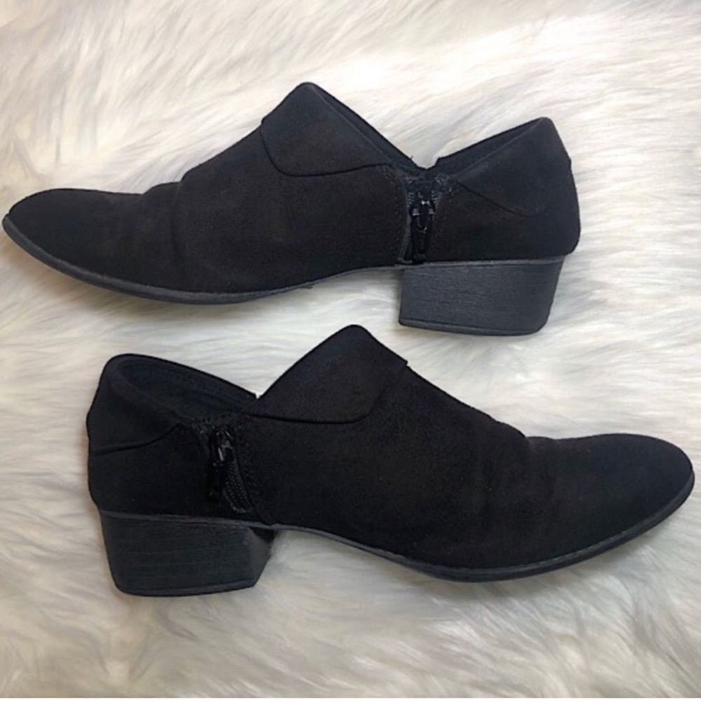 AE -Perfect Black Suede Every Day Ankle Booties